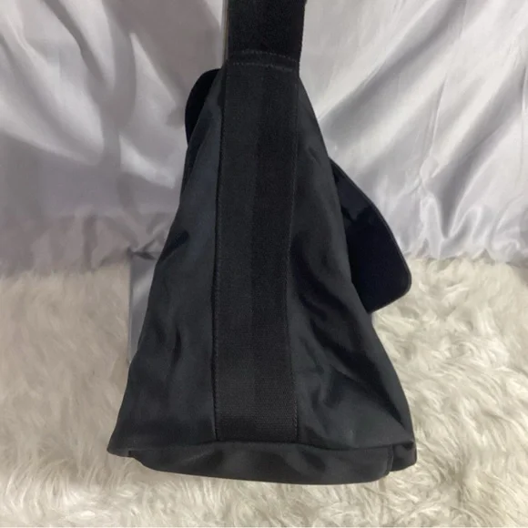 GUCCI Black Nylon Unisex Silver Metal Buckle Shoulder Messenger Bag 122375 - Picture 7 of 14